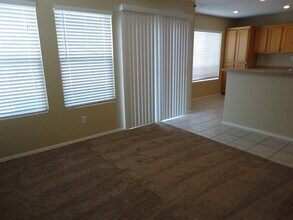 2404 Rue De Versailles in Henderson, NV - Building Photo - Building Photo