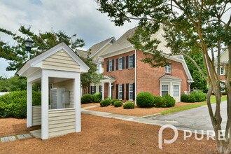 400 Mallet Hill Rd in Columbia, SC - Building Photo - Building Photo