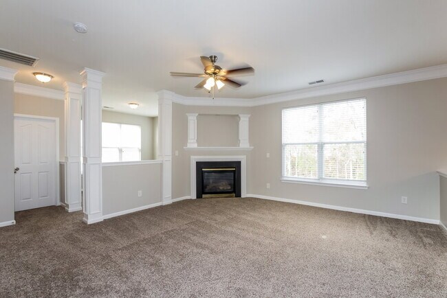 2713 Forest Grove Ct in Charlotte, NC - Building Photo - Building Photo