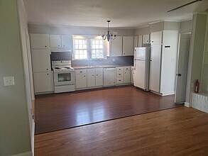 1132 Hipp Rd in Charlotte, NC - Building Photo - Building Photo