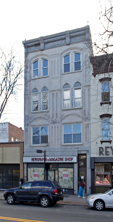 The Reymen Building in Mount Vernon, NY - Foto de edificio