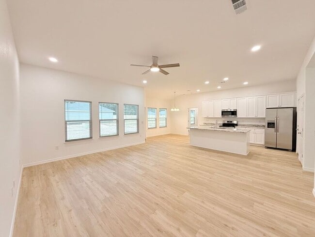 3353 Country Ln in Milton, FL - Building Photo - Building Photo