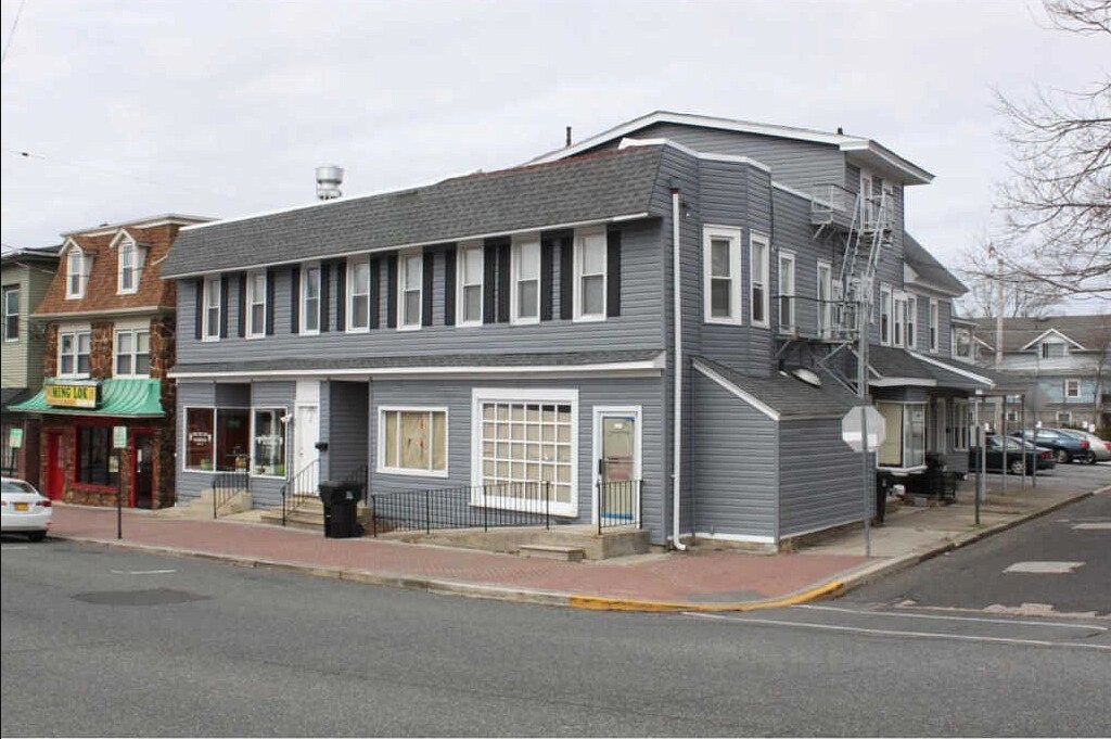 64 Simpson Ave-Unit -64 A Simpson in Pitman, NJ - Building Photo