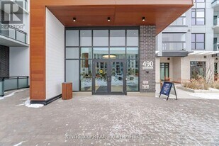 490 Gordon Krantz Ave in Milton, ON - Building Photo