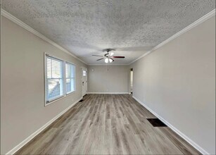 2497 Brentwood Rd in Decatur, GA - Building Photo - Building Photo