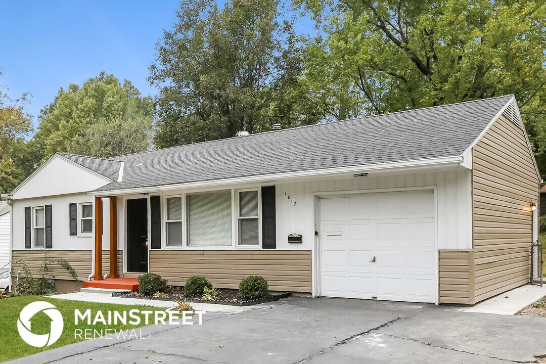 1812 NE 54th Terrace in Kansas City, MO - Building Photo