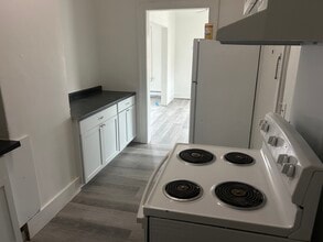 17-19 W 2nd St, Unit 3 in Spencer, IA - Foto de edificio - Building Photo