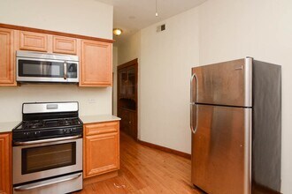 2827 N Milwaukee Ave, Unit G05C in Chicago, IL - Building Photo - Building Photo