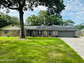 14066 Inlet Dr in Jacksonville, FL - Building Photo - Building Photo