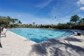 5963 Trophy Dr in Naples, FL - Building Photo - Building Photo