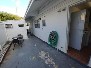 120 NE 20th Ave, Unit Studio in Deerfield Beach, FL - Building Photo - Building Photo