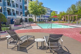 Cypress at Stone Oak in San Antonio, TX - Building Photo - Building Photo