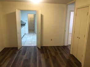 412 Hampton Ct in Longview, TX - Building Photo - Building Photo