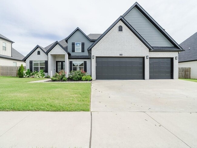 1730 Cherrie St in Bentonville, AR - Building Photo - Building Photo