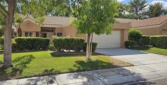 8609 Glenmount Dr in Las Vegas, NV - Building Photo