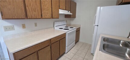 3000 McGraw Rd in Pahrump, NV - Building Photo - Building Photo