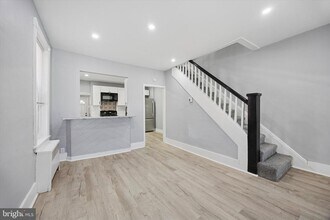 23 Woodbine St in Darby, PA - Building Photo - Building Photo