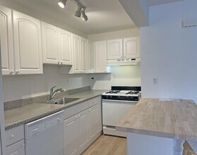 25 Bridge St in Nyack, NY - Building Photo - Building Photo