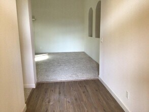 1138 E Royal Dornoch Ave in Fresno, CA - Building Photo - Building Photo