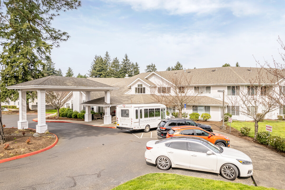 Edgewood Point Senior Living Apartments in Beaverton, OR - Building Photo