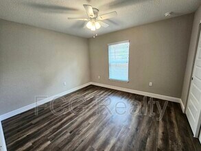 212 Oak Ln in Ocala, FL - Building Photo - Building Photo