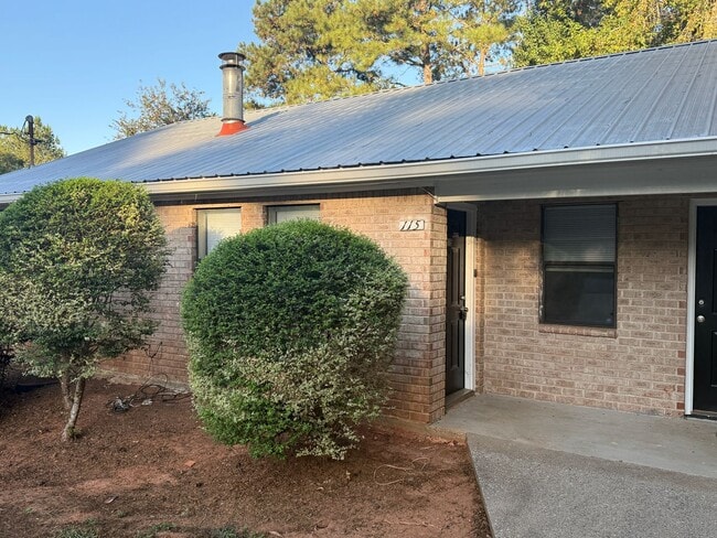 115 Vintage Ct in Athens, GA - Building Photo - Building Photo