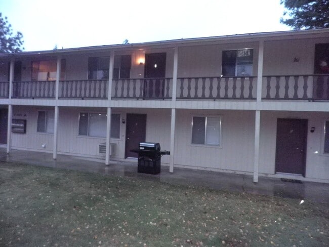 property at 700 NE 10th St