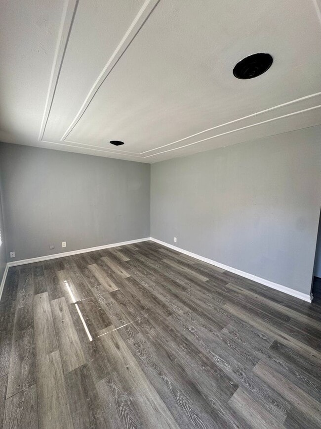 5523 Holborn Dr in St. Louis, MO - Building Photo - Building Photo