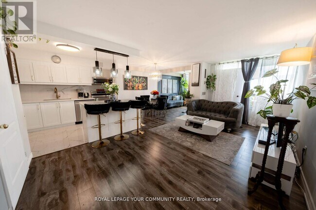 20-1220 Edgecliff Golfway in Toronto, ON - Building Photo - Building Photo