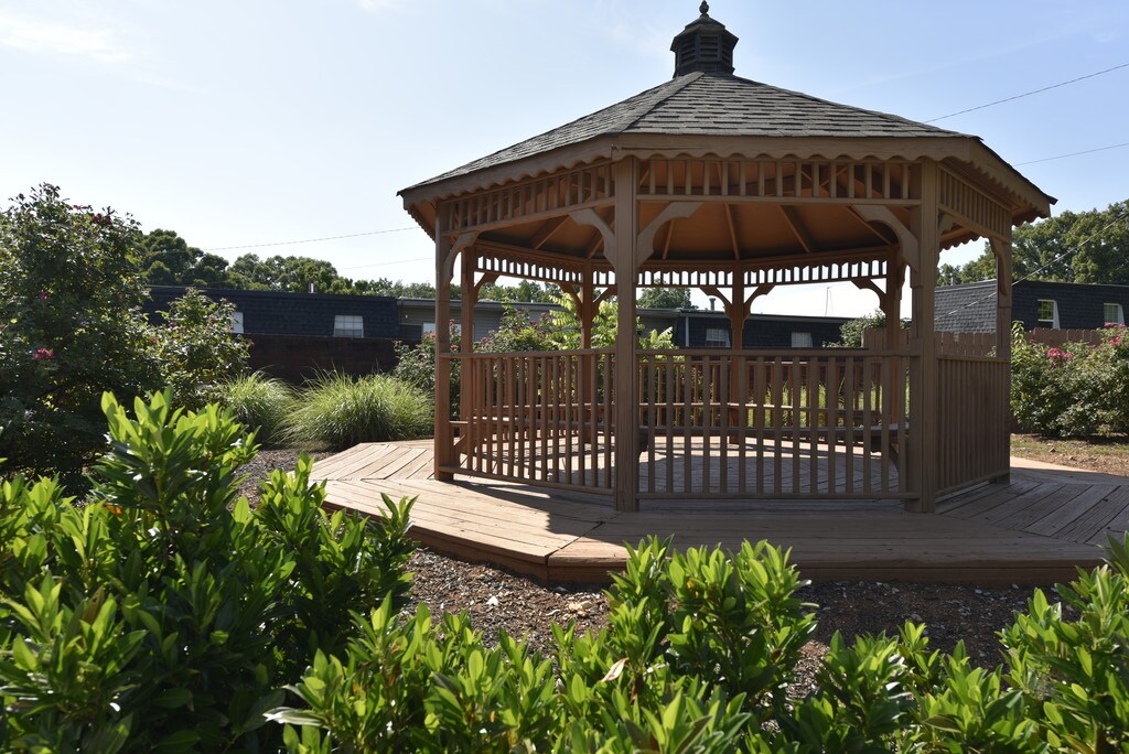 The Meridian Knoxville, TN Apartments