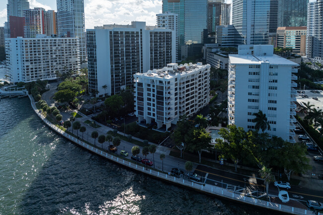 Brickell Shores Condominium in Miami, FL - Building Photo - Building Photo