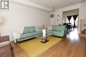 494 Twin Streams Rd in Whitby, ON - Building Photo - Building Photo