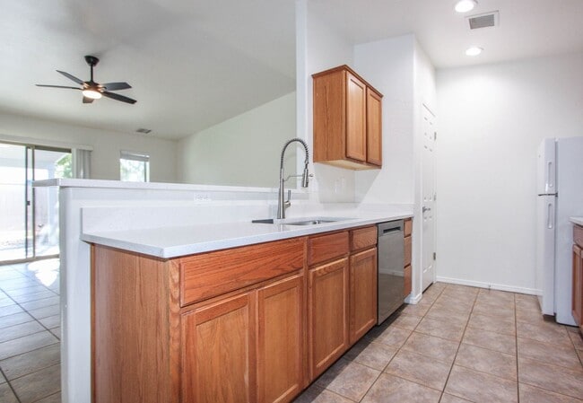 4849 N Judy Ct in Prescott Valley, AZ - Foto de edificio - Building Photo