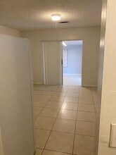 2073 E Bond Dr in West Palm Beach, FL - Building Photo - Building Photo