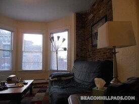 40 Anderson St, Unit 12 in Boston, MA - Building Photo