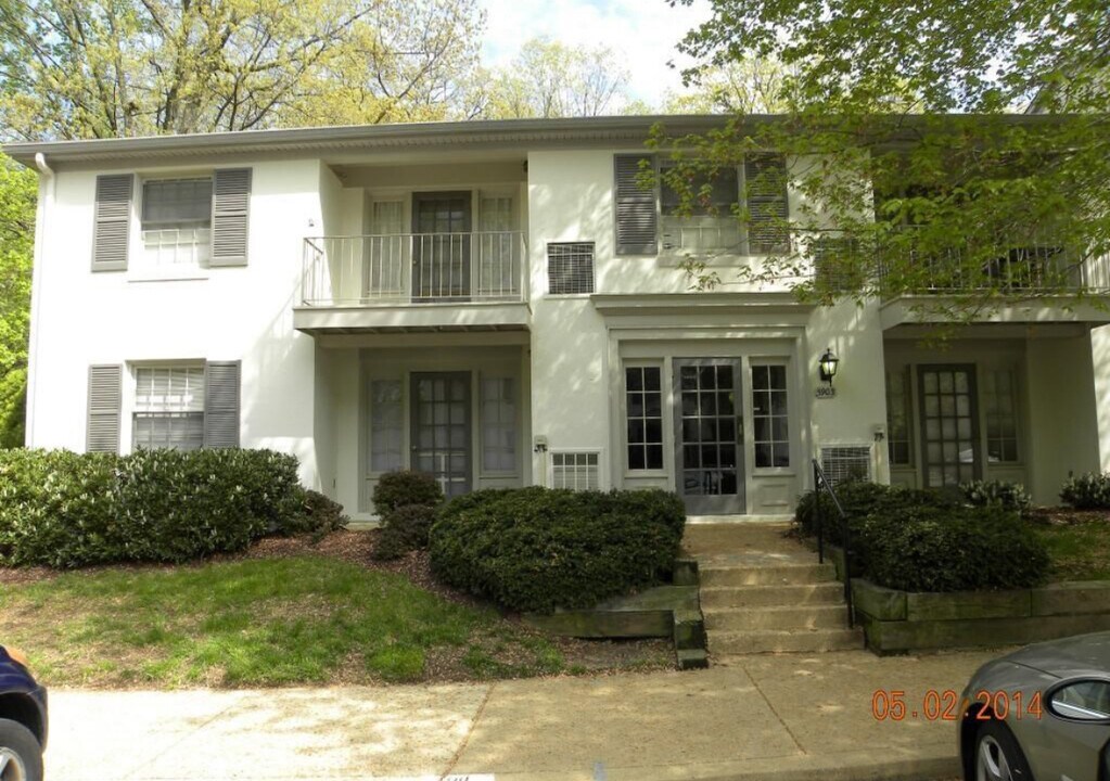 5903 Kingsford Rd, Unit 5903 KINGSFORD RD #378 in Springfield, VA - Foto de edificio