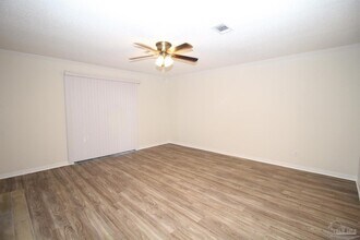 10154 Vixen Pl in Pensacola, FL - Building Photo - Building Photo