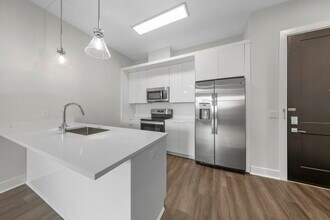 121 34th St in Union City, NJ - Building Photo - Building Photo