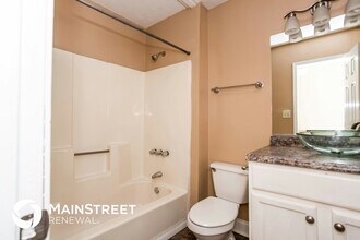 4055 Cranwood Dr in College Park, GA - Building Photo - Building Photo