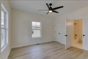 1326 24th St in Newport News, VA - Building Photo