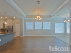 1858 Montgomery Bell Rd in Zephyrhills, FL - Building Photo - Building Photo