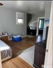 955 Grinnel Ave in Lovelock, NV - Building Photo - Building Photo