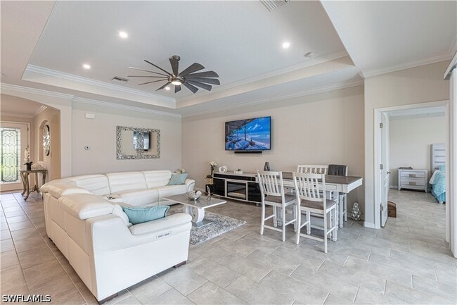 property at 2079 Vermont Ln