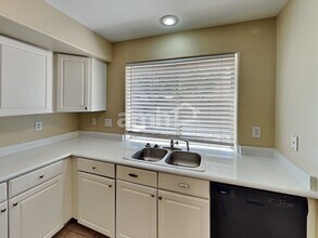 12883 W Cambridge Ave in Avondale, AZ - Building Photo - Building Photo