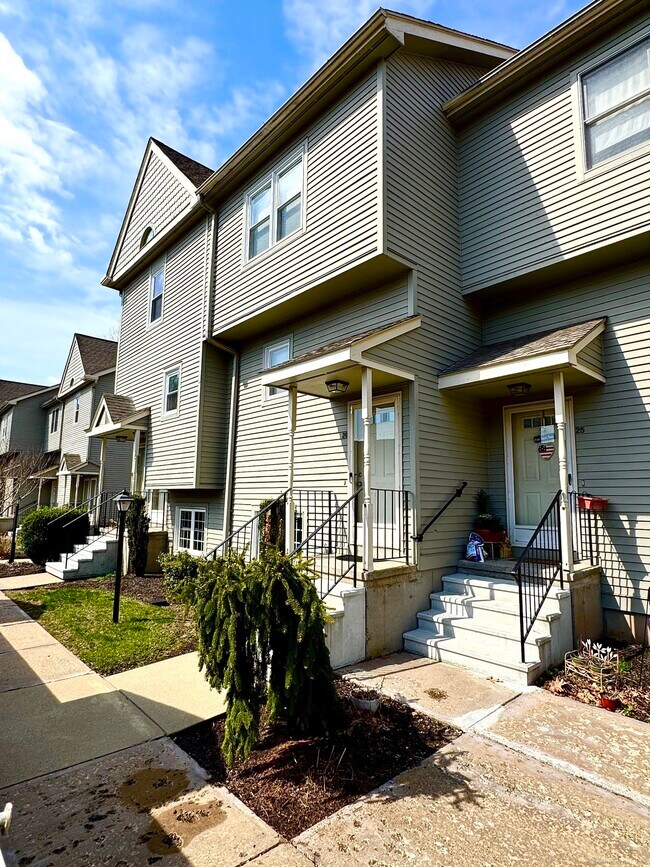 property at 40 Cornerstone Ct