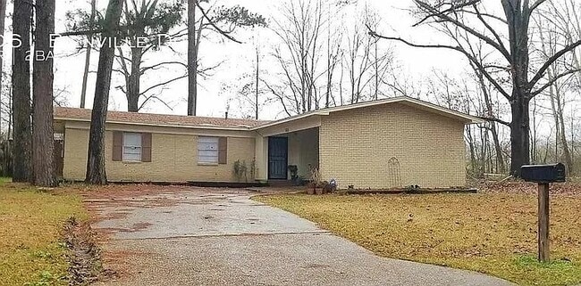 property at 3061 Bienville Dr
