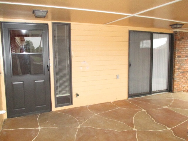 8021 NW 104th St in Oklahoma City, OK - Building Photo - Building Photo