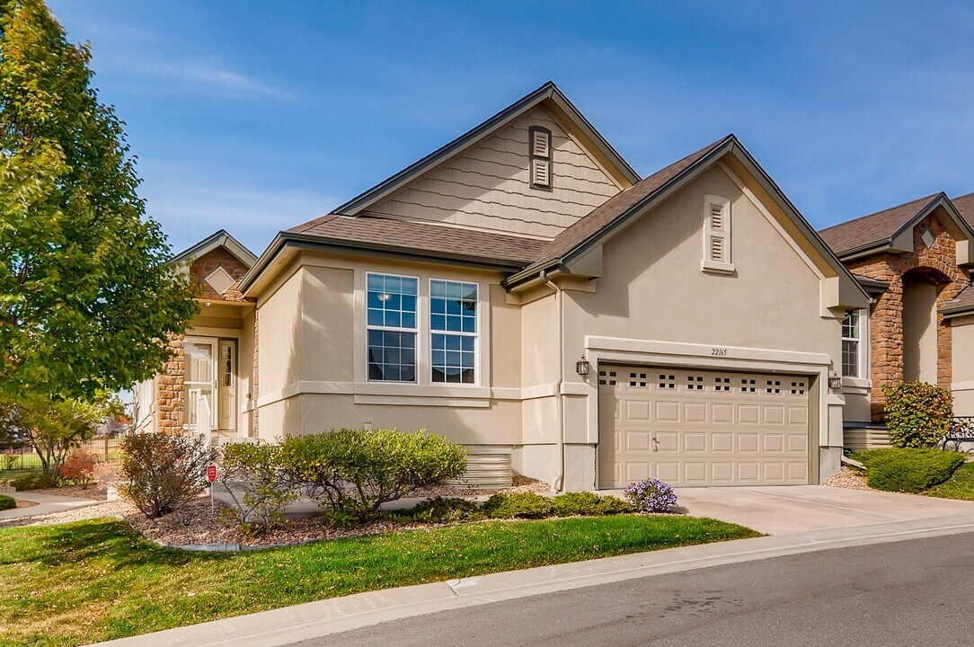 22165 E Euclid Dr in Aurora, CO - Building Photo