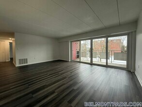 55 Hill Rd, Unit 303 in Belmont, MA - Building Photo - Building Photo