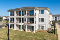 LakePointe in Charlotte, NC - Building Photo - Building Photo